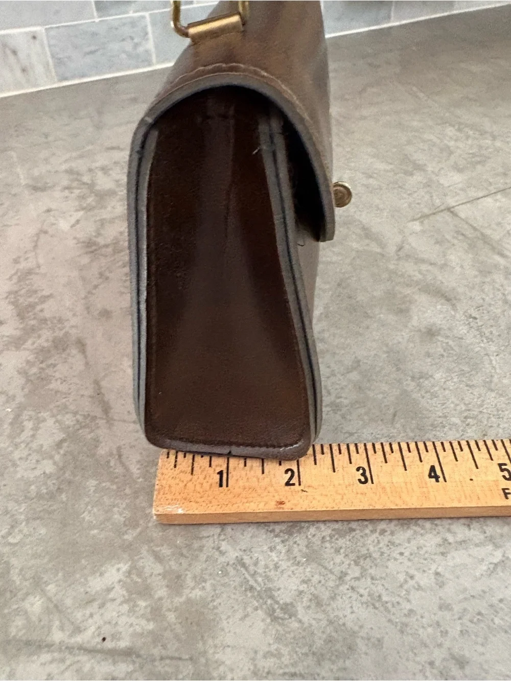 This is a vintage Girl Scouts Brownie purse, likely from the 1960s or 1970s.